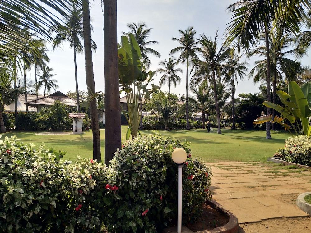 Green Meadows Resort Madrás Exterior foto